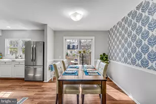 10125 Sassafras Woods Ct, Burke, VA 22015 - Photo 5