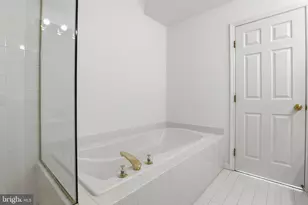 12880 Fair Valley Ct, Fairfax, VA 22033 - Photo 23