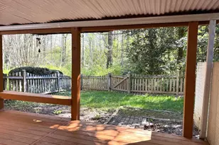 10542 Reed's Landing Cir, Burke, VA 22015 - Photo 35