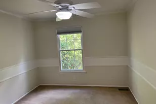 10542 Reed's Landing Cir, Burke, VA 22015 - Photo 19