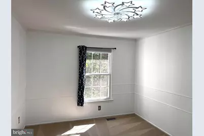 10542 Reeds Landing Circle, Burke, VA 22015 - Photo 7