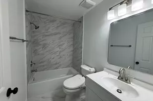 10542 Reed's Landing Cir, Burke, VA 22015 - Photo 15