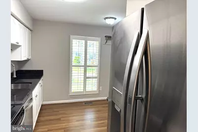 10542 Reeds Landing Circle, Burke, VA 22015 - Photo 3