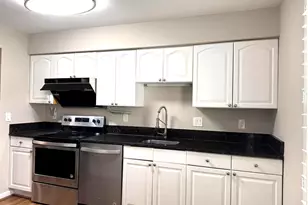 10542 Reed's Landing Cir, Burke, VA 22015 - Photo 31