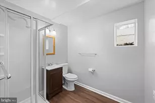 6439 Lakeview Dr, Falls Church, VA 22041 - Photo 41