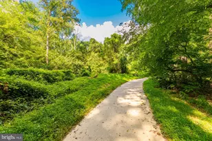 9129 Leghorn Pl, Fairfax, VA 22031 - Photo 57