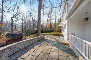 9129 Leghorn Pl, Fairfax, VA 22031 - Photo 37