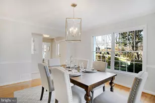 9129 Leghorn Pl, Fairfax, VA 22031 - Photo 7