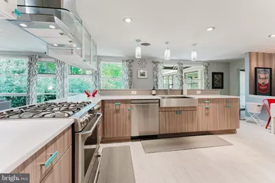 6543 Jay Miller Drive, Falls Church, VA 22041 - Photo 7