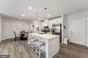 12875 Mosaic Pk Wy, Herndon, VA 20171 - Photo 11