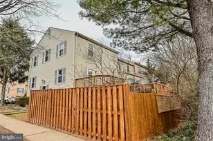 5572 Kendrick Ln, Burke, VA 22015 - Photo 5