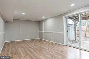 5572 Kendrick Ln, Burke, VA 22015 - Photo 35