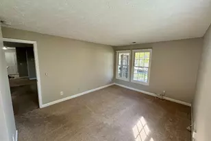 3804 Ridge Knoll Ct, Fairfax, VA 22033 - Photo 9