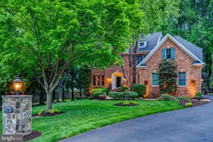 2961 Wilson Ave, Oakton, VA 22124 - Photo 5