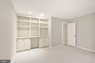 11582 Southington Ln, Herndon, VA 20170 - Photo 49