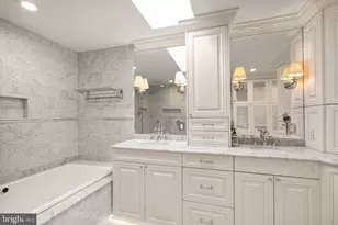 11582 Southington Ln, Herndon, VA 20170 - Photo 47
