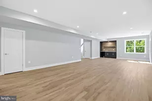 105 Yeonas Dr SW, Vienna, VA 22180 - Photo 65