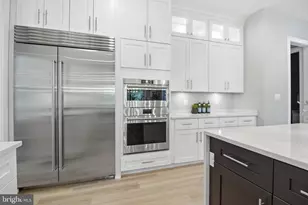 105 Yeonas Dr SW, Vienna, VA 22180 - Photo 7