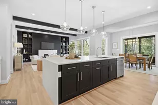 105 Yeonas Dr SW, Vienna, VA 22180 - Photo 5