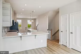 4328 Ellipse Ter, Chantilly, VA 20151 - Photo 7