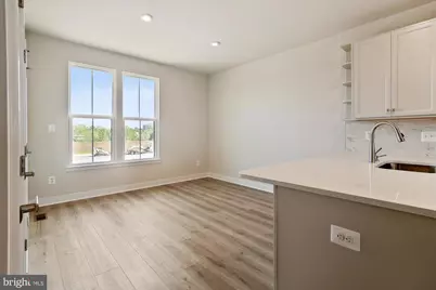 4328 Ellipse Terrace, Chantilly, VA 20151 - Photo 9