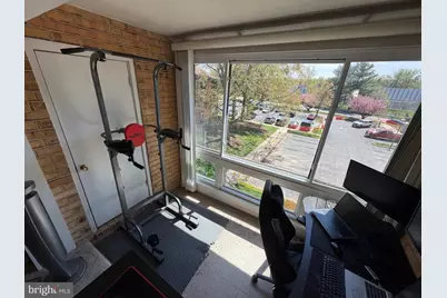 10218 Bushman Drive #123, Oakton, VA 22124 - Photo 9