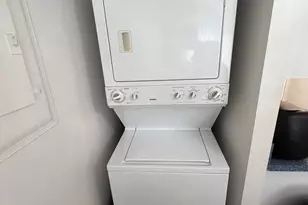 10218 Bushman Dr, Oakton, VA 22124 - Photo 13