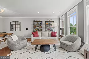 9618 Stockwell Ln, Fairfax, VA 22031 - Photo 7