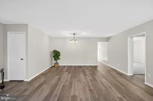 13721 Flowing Brook Ct, Chantilly, VA 20151 - Photo 11