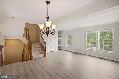 7409 Gadsby Square, Alexandria, VA 22315 - Photo 5