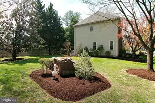 13897 Lewis Mill Way, Chantilly, VA 20151 - Photo 7