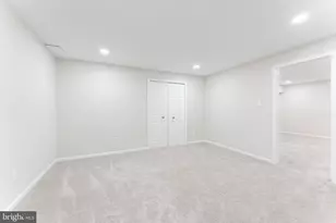 9617 Woodedge Dr, Burke, VA 22015 - Photo 55