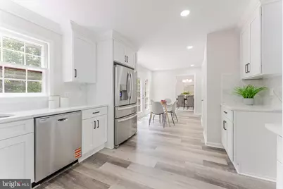 9617 Woodedge Drive, Burke, VA 22015 - Photo 17
