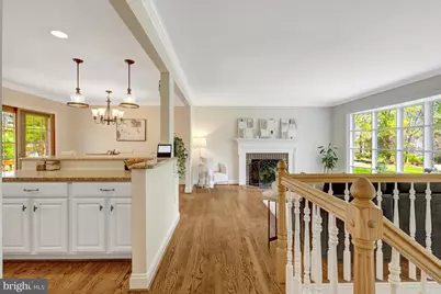 12186 Hickory Knoll Place, Fairfax, VA 22033 - Photo 7