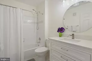 8065 Nicosh Cir Ln, Falls Church, VA 22042 - Photo 25