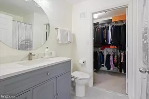 8065 Nicosh Cir Ln, Falls Church, VA 22042 - Photo 31