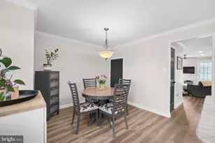 7552 Blanford Ct, Alexandria, VA 22315 - Photo 9