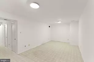 5043 Cliffhaven Dr, Annandale, VA 22003 - Photo 35