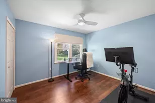 1910 Grand Ct, Vienna, VA 22182 - Photo 27