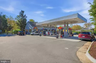 1968 Villaridge Dr, Reston, VA 20191 - Photo 31