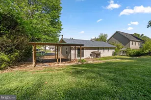 5523 Halwis St, Alexandria, VA 22303 - Photo 29