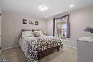 8220 Robey Ave, Annandale, VA 22003 - Photo 35