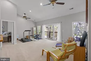 8220 Robey Ave, Annandale, VA 22003 - Photo 19