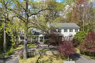 8220 Robey Ave, Annandale, VA 22003 - Photo 59