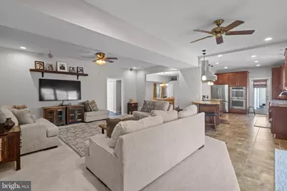 8220 Robey Avenue, Annandale, VA 22003 - Photo 13