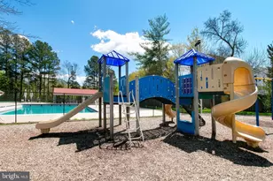 1600 Folley Lick Ct, Herndon, VA 20170 - Photo 9