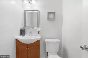7783 Tangier Dr, Springfield, VA 22153 - Photo 9