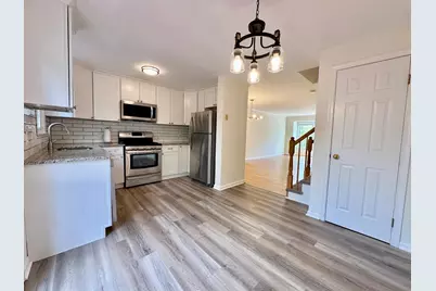 3006 Heritage Springs Court, Alexandria, VA 22306 - Photo 7