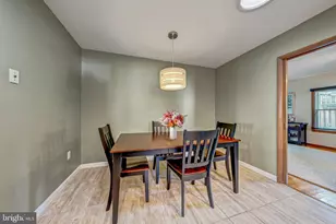 1634 Nathan Ln, Herndon, VA 20170 - Photo 7