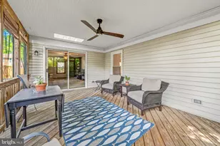 1634 Nathan Ln, Herndon, VA 20170 - Photo 21